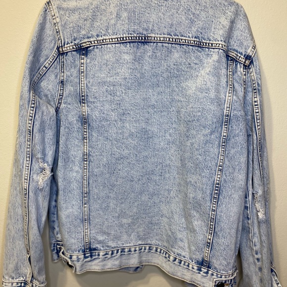 Forever21 Jean jacket - Picture 2 of 3